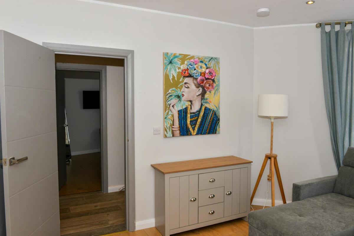 Esterville Apartments 1 And 2 Bedrooms Hot Tub Availability Belfast Zewnętrze zdjęcie