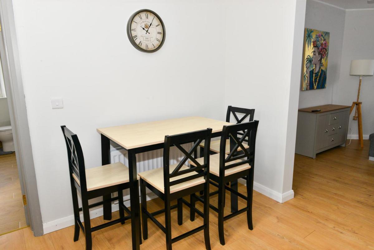 Esterville Apartments 1 And 2 Bedrooms Hot Tub Availability Belfast Zewnętrze zdjęcie