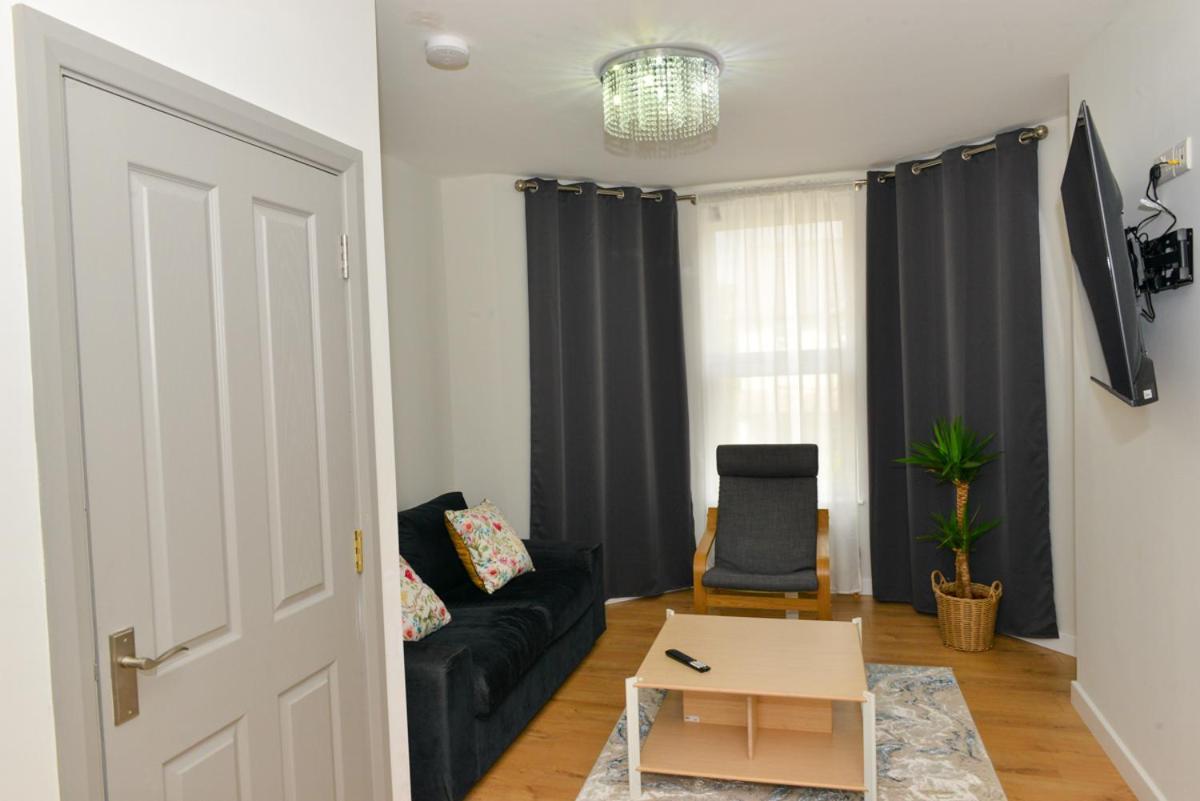 Esterville Apartments 1 And 2 Bedrooms Hot Tub Availability Belfast Zewnętrze zdjęcie