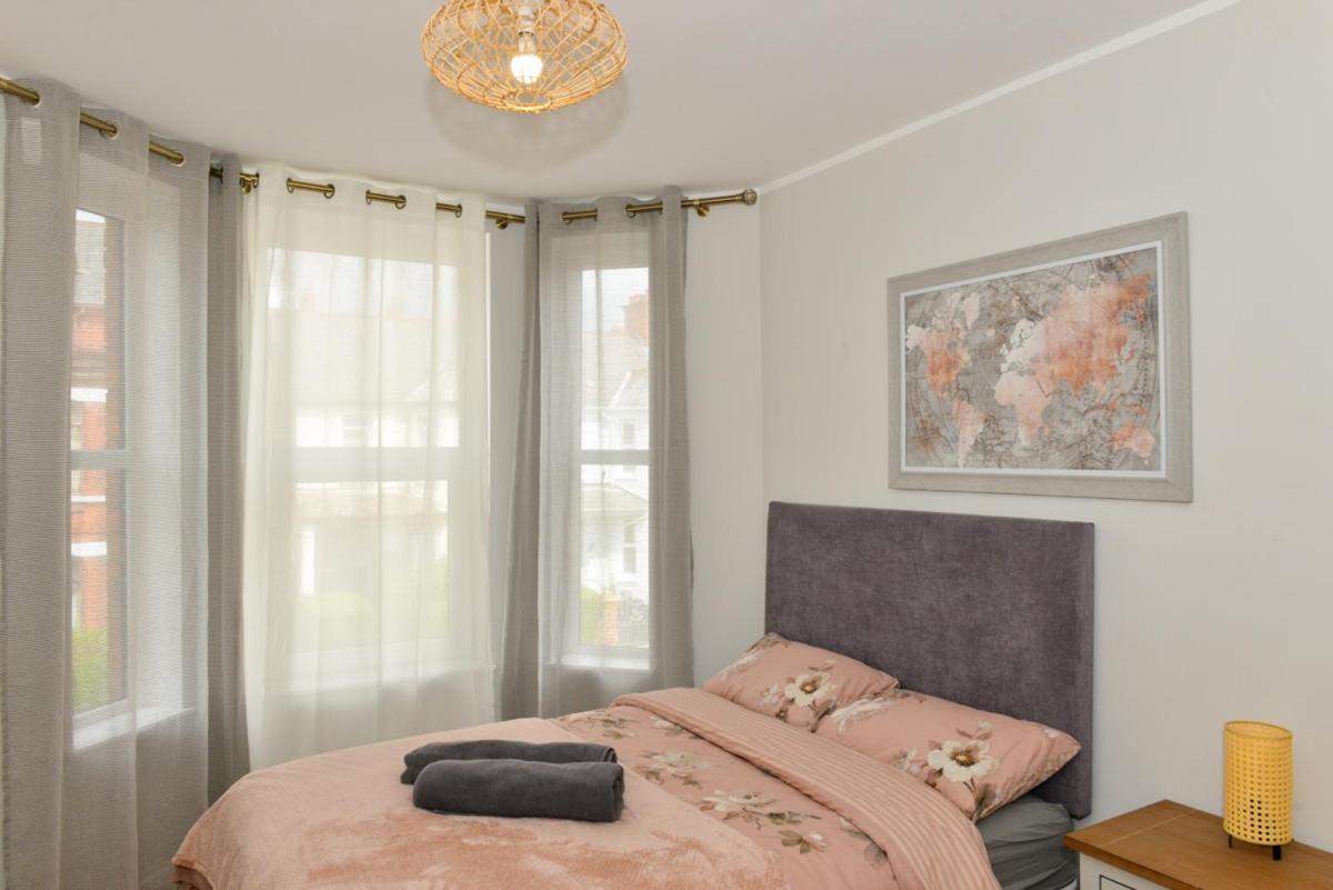 Esterville Apartments 1 And 2 Bedrooms Hot Tub Availability Belfast Zewnętrze zdjęcie