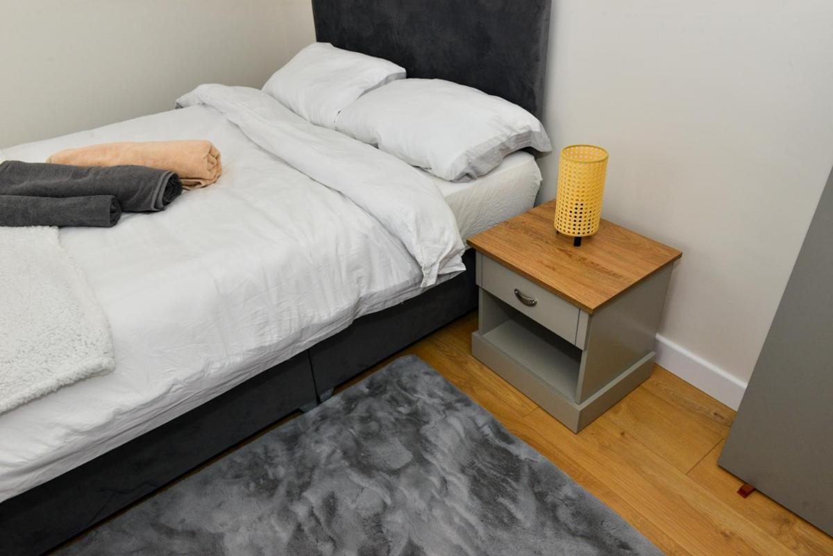 Esterville Apartments 1 And 2 Bedrooms Hot Tub Availability Belfast Zewnętrze zdjęcie